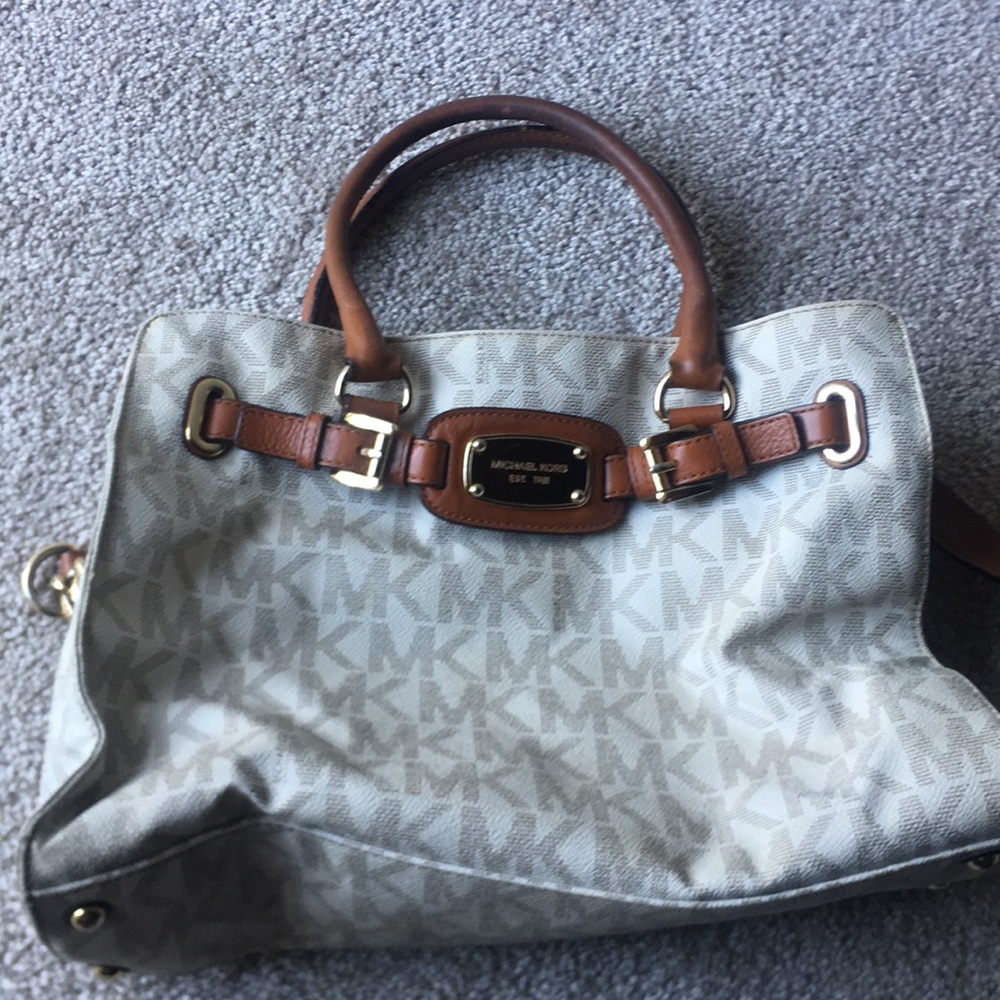 Michael Kors used purse!